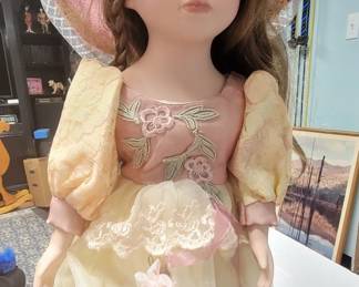 Selection of Toys, Dolls and Collectibles