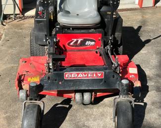 Gravely ZT HD 48" Zero-Turn Mower