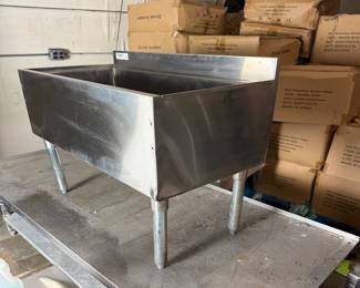 underbar ice bin