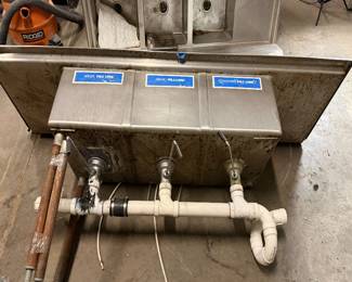 3-compartment sink with pvc plumbing