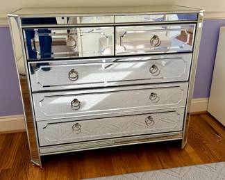 Mirrored dresser