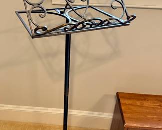 Music stand