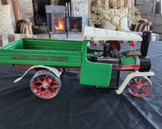 Vintage metal steam wagon by Mamod. Works!
