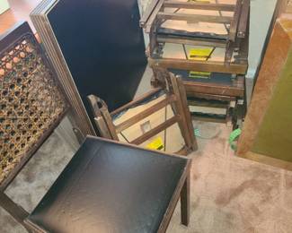 Vintage folding chairs & table