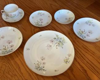 Full Bavarian Dishware Set