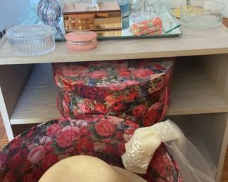 Hat Boxes And Decor 