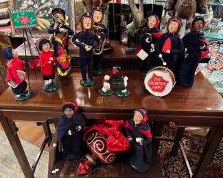 Byers Choice Salvation Army collectible figures 