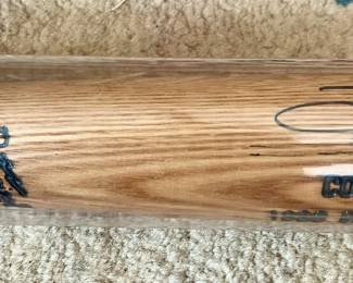 Signed Tony Gwinn Louisville slugger bat 
