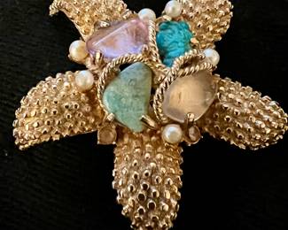 Vintage costume brooch by Francois 