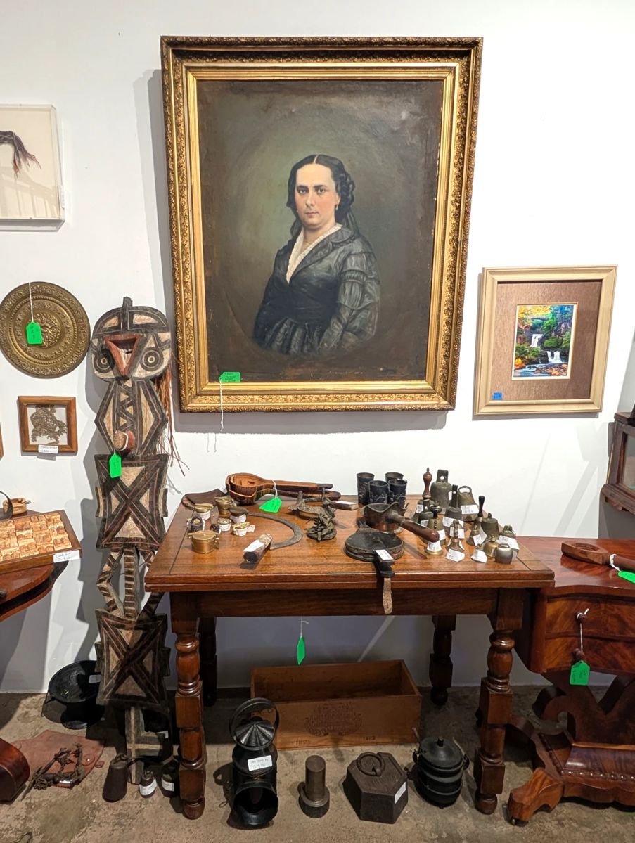 Art, Pre Columbian, and African artifacts