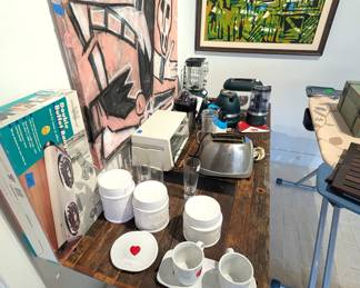 Variety of kitchenware available!