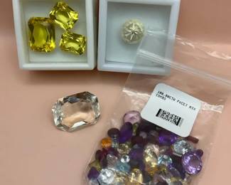 Loose Faceted Gemstones