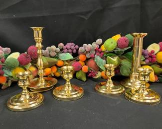 Baldwin Brass Fruity Garland 
