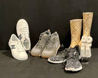 Just Do It Ladies Shoes