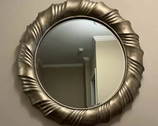 Round Wall Mirror