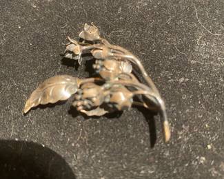 Sterling - Vintage Texico Floral Sterling Silver Brooch