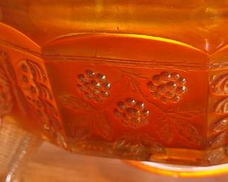 Fenton Marigold Carnival glass Butterfly & Berry Pattern Master Berry Bowl