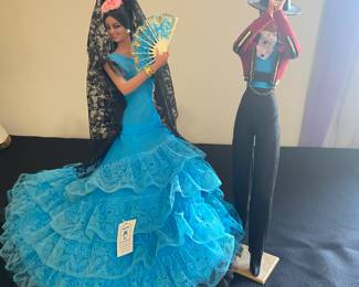 vintage Marin Chiclana Spanish Flamenco dancer dolls.