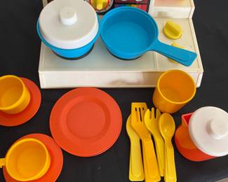 Vintage Fisher - Price Magic Burner kitchen set - includes pots, pans, plates, cups and utensils