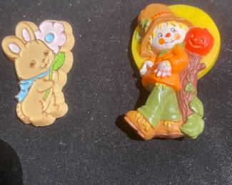 Vintage Hallmark Halloween Scarecrow broach