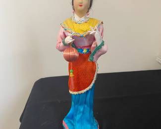 vintage Japanese or Chinese geisha doll.