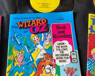 Peter Pan Records The Wizard of Oz book and recording set.