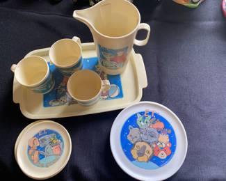a vintage 1982 E.T. the Extra-Terrestrial children's pretend play tea set.