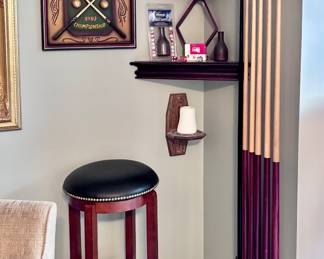 Billiards Cues, Cue Rack, Chalk, Barstool, Shelves Etc.
