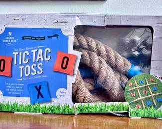 Outdoor Tic Tac Toss Game