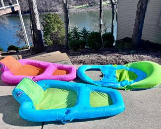 Pool Floats / Rafts