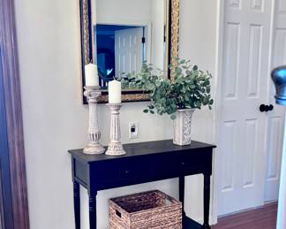 Console Table, Mirror and Décor