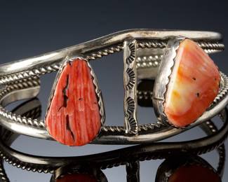 Native American Sterling Silver Spiny Oyster Cuff Bracelet Signed T