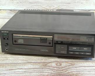 Sony CDP-101 Vintage Compact Disc CD Player 1983 Made in Japan