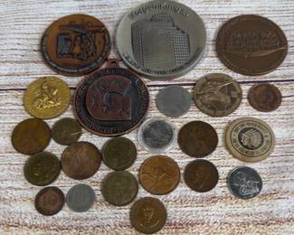 Unsearched Mixed Lot of Vintage Foreign Coins, Novelty Tokens & Commemorative Medals