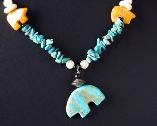 Native American Turquoise Chip & Carved Bear Fetish Necklace, 26in