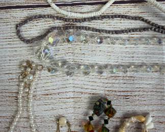 Vintage Costume Jewelry Necklace Lot Mixed Styles Boho Skulls Shells Pearls