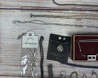 Large Lot of 30 Costume & Sterling Silver Necklaces - Various Styles & Metals