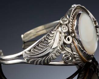 Navajo John Silversmith MOP Sterling Silver Cuff Bracelet Native American Jewelry