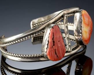 Native American Sterling Silver Spiny Oyster Cuff Bracelet Signed T