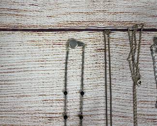 Mixed Lot 8 Pcs Costume Jewelry Necklaces & Bracelet Fashion Accessories