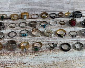 Large Lot 34 Costume Jewelry Rings Mixed Styles Fashion Craft Grab Bag