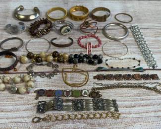 Costume Jewelry Bracelet Lot - 30 Mixed Styles, Bangles, Cuffs, Beaded