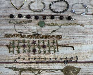 Mixed Lot of 11 Vintage & Modern Costume Bracelets - Fashion Jewelry