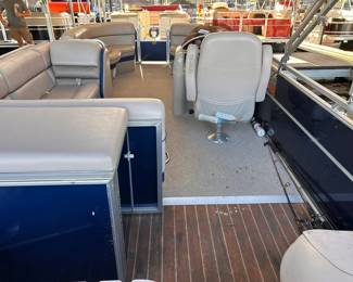 2013 Southbay 522 FCR Pontoon Boat, 2013 Mercury 115 4 stroke engine.  $18,500 - Boat is in water at Marina, there is not a trailer. 