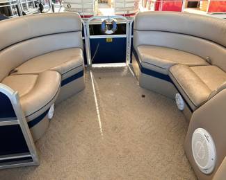 2013 Southbay 522 FCR Pontoon Boat, 2013 Mercury 115 4 stroke engine.  $18,500 - Boat is in water at Marina, there is not a trailer. 