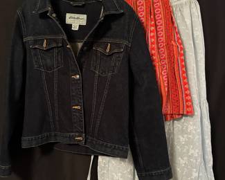 Eddie Bauer Women's Dark Wash Denim Jacket – Size Medium