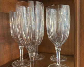 Set of 5 Crystal Sundance Design Wine Glasses