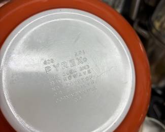 Pair of Pyrex "Autumn Harvest Wheat" Mixing Bowls
