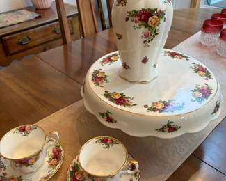 Royal Albert "Old Country Roses" Vase, Cake Stand, Pair of Teacup & Saucers