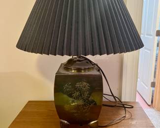 1960's brass Chinoiserie engraved table lamp